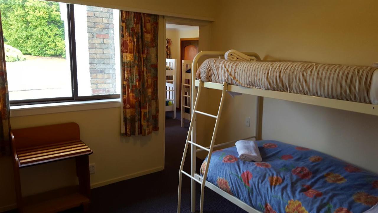 Fiordland National Park Lodge Te Anau Downs Zewnętrze zdjęcie