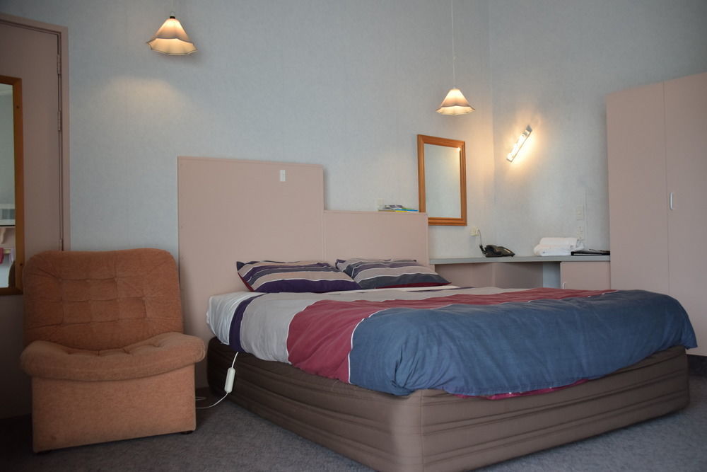 Fiordland National Park Lodge Te Anau Downs Zewnętrze zdjęcie