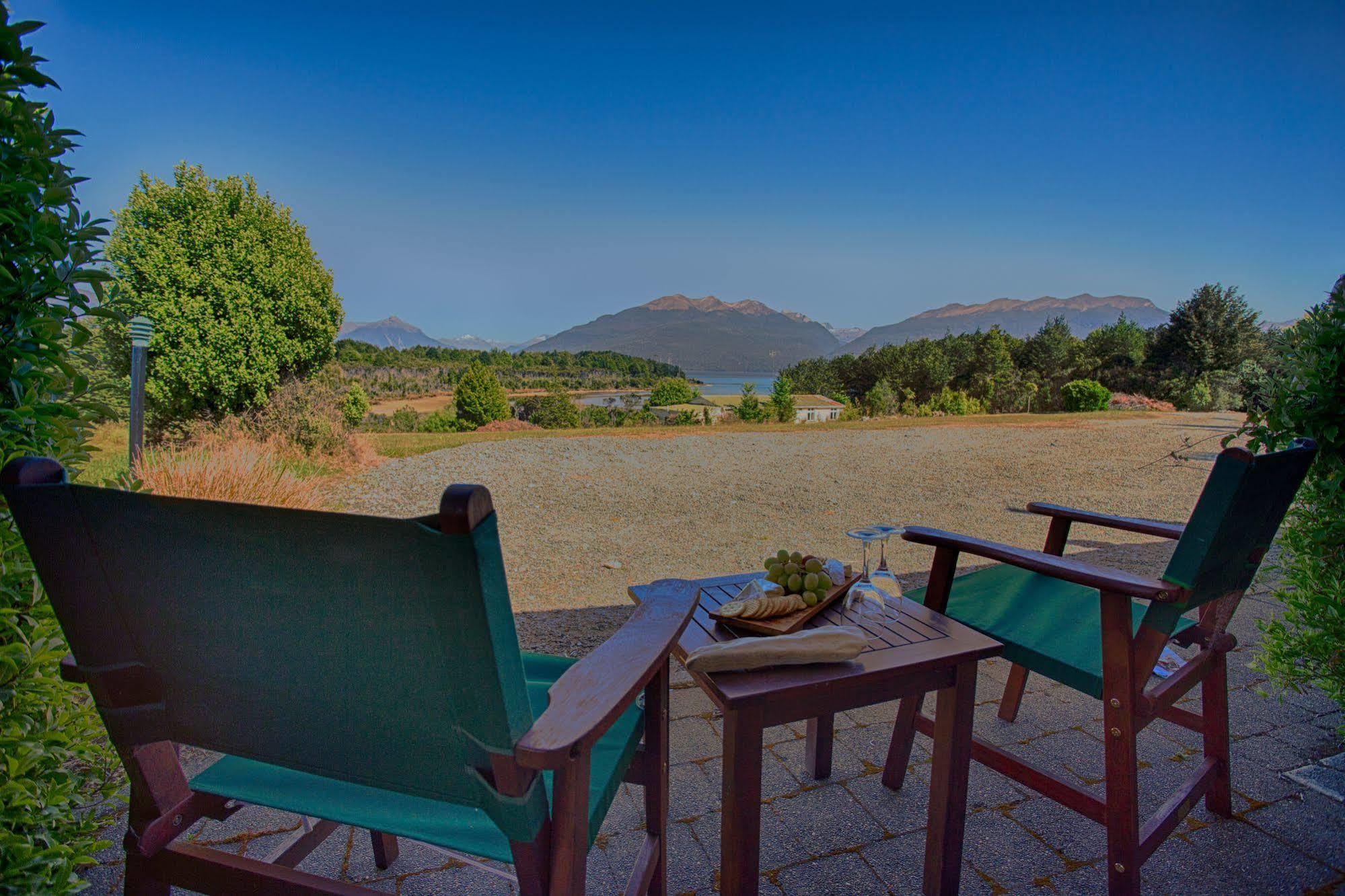 Fiordland National Park Lodge Te Anau Downs Zewnętrze zdjęcie